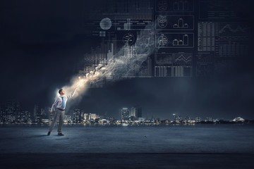 空调到底怎么用最省电？